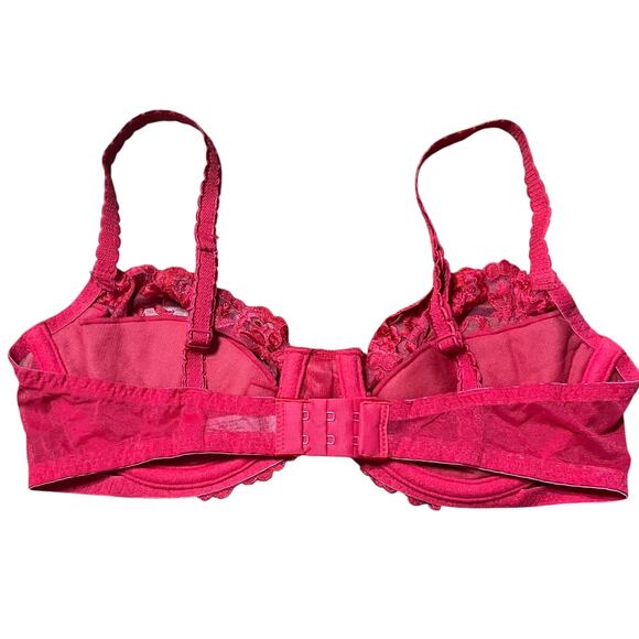 Victoria's Secret Vintage Red Lace Bra Size 36B - Picture 2 of 4
